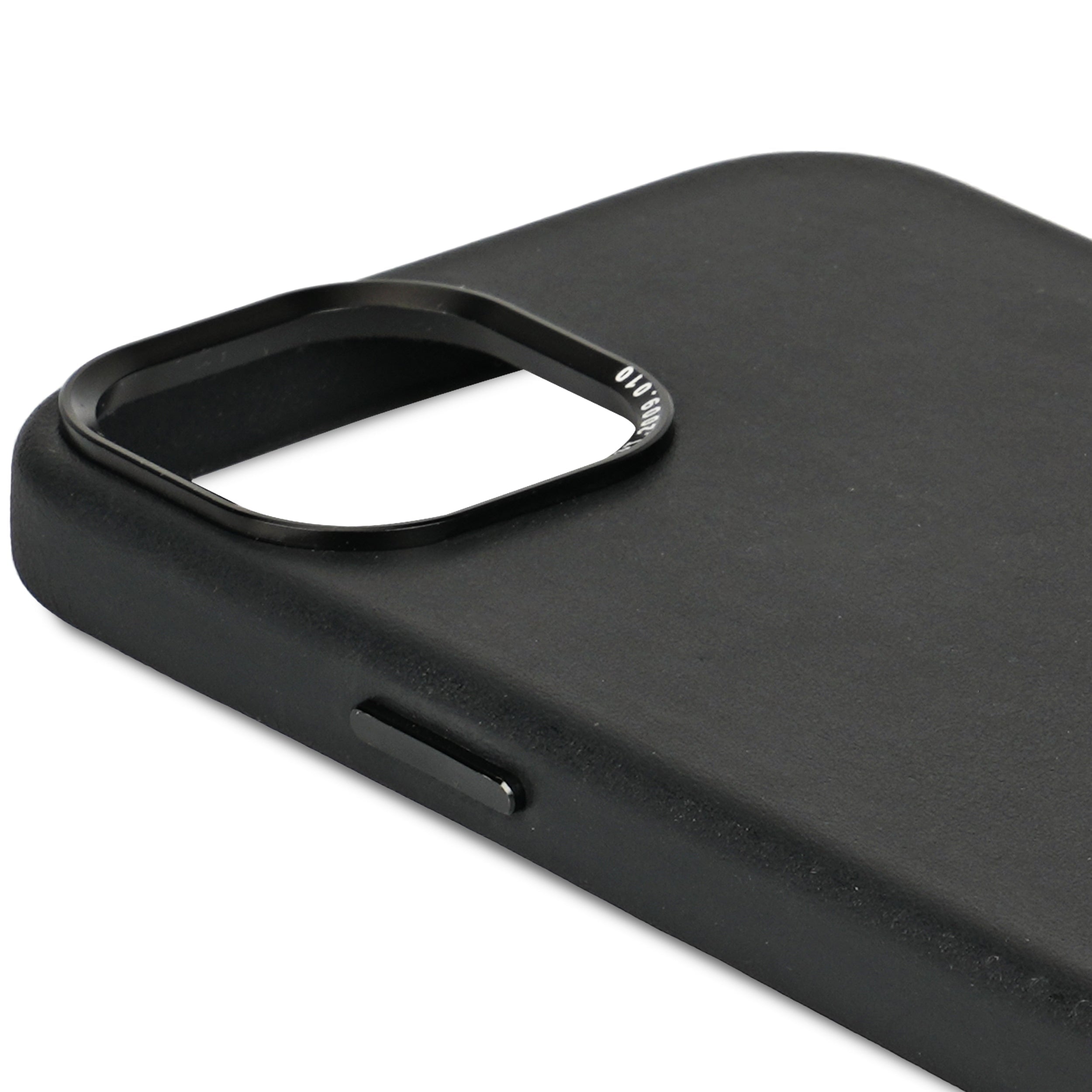 Leather Back Cover iPhone 15 Black